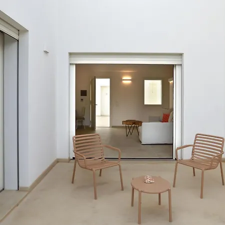 Carrubia Bed & Breakfast 4*