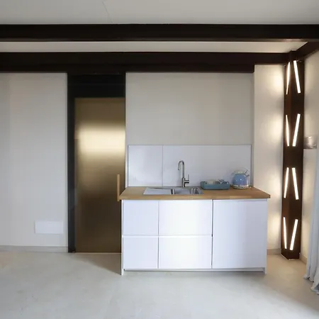 Carrubia Bed & Breakfast 4*