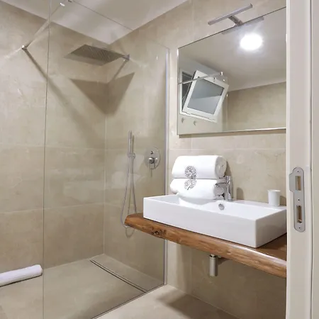 Bed & Breakfast Carrubia 4*